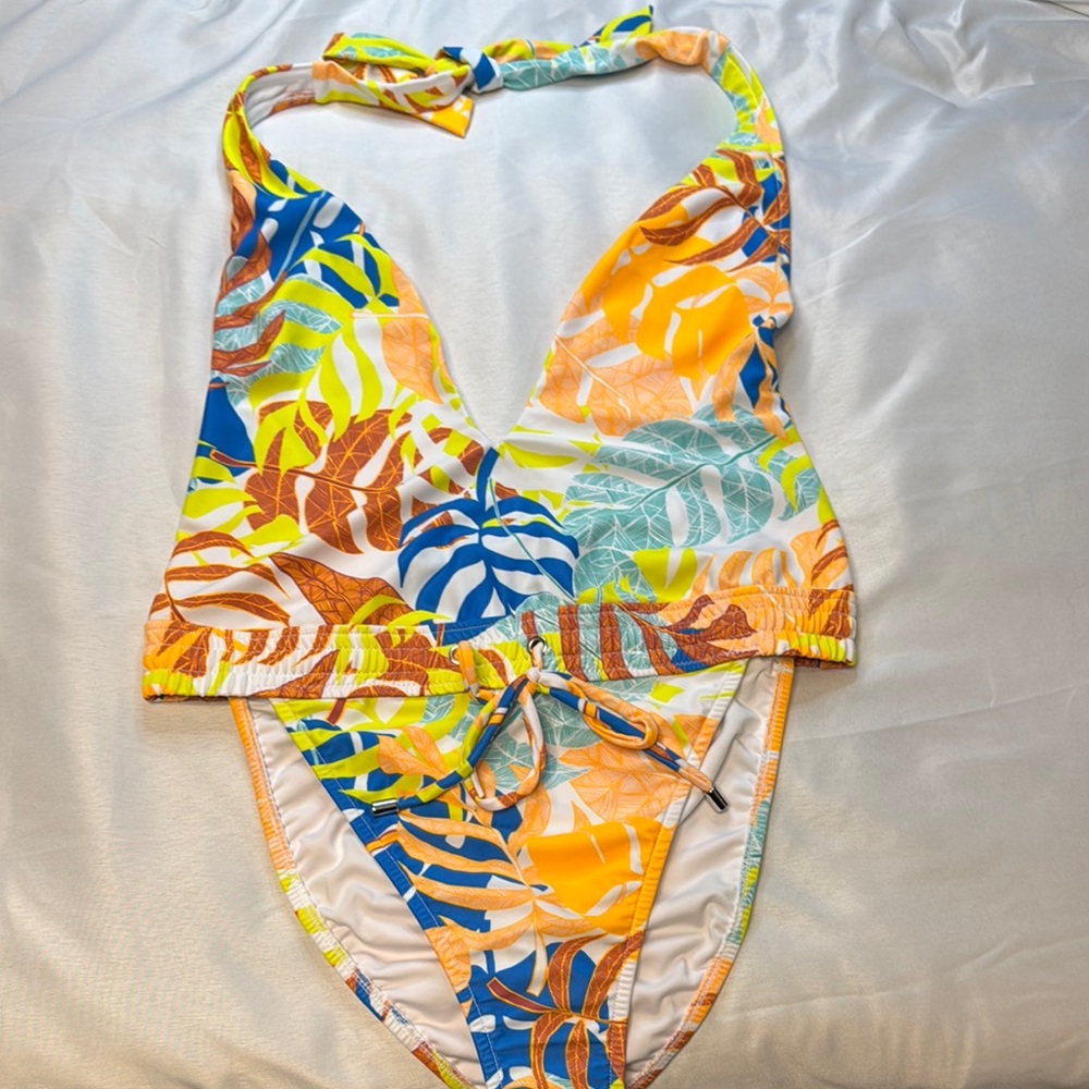 Venus tropical one piece